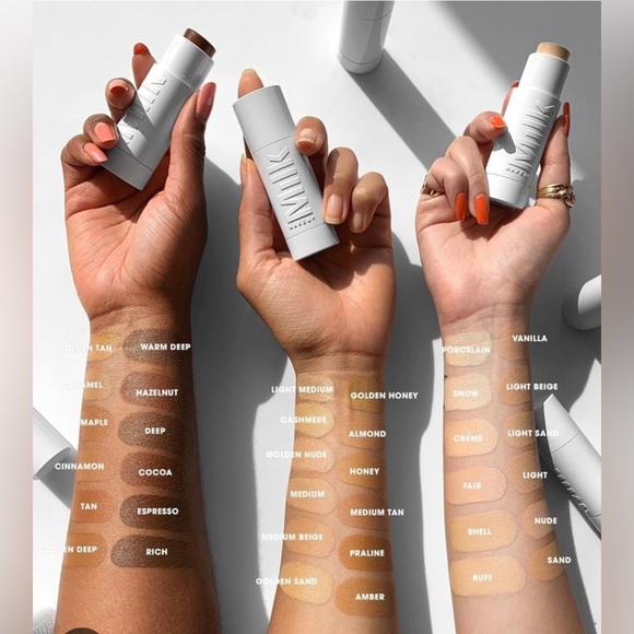 Milk Make up flex foundation stick - Picture 4 of 5